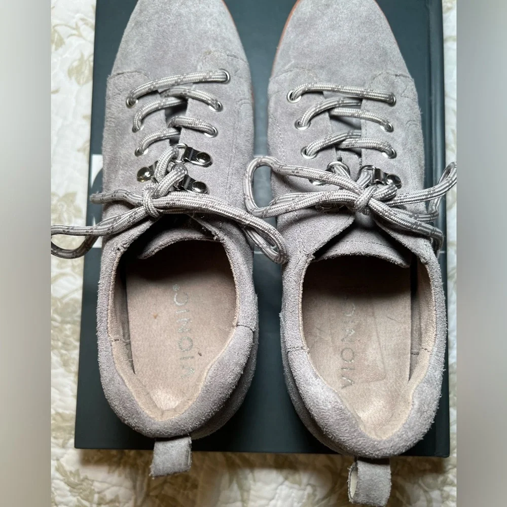 Vionic Ballari Gray Suede Lace Up Oxford Shoes size 7.5 Classiccore Preppy Retro - Picture 6 of 11